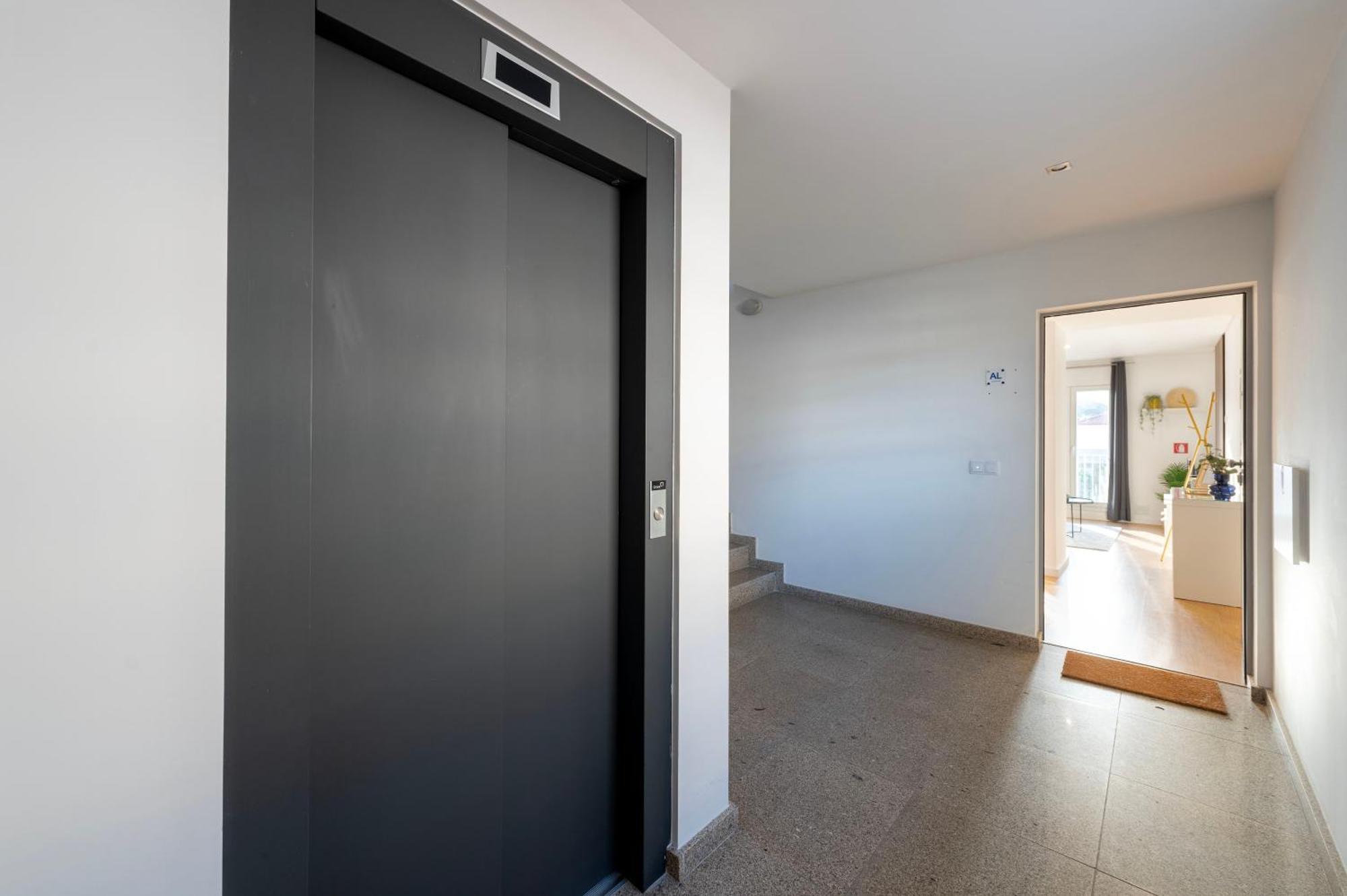 Joivy Olimpio Studio In The Heart Of The City Apartment Porto Exterior photo